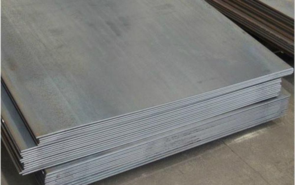 Top 5 Applications of Hot Rolled Plates in Dubai's Construction Industry